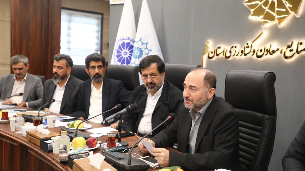 سیاست محدودیت نقدینگی برای کنترل تورم ناکارآمد است سیاست محدودیت نقدینگی برای کنترل تورم ناکارآمد است